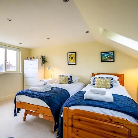 7 St John's Crescent Holiday home York