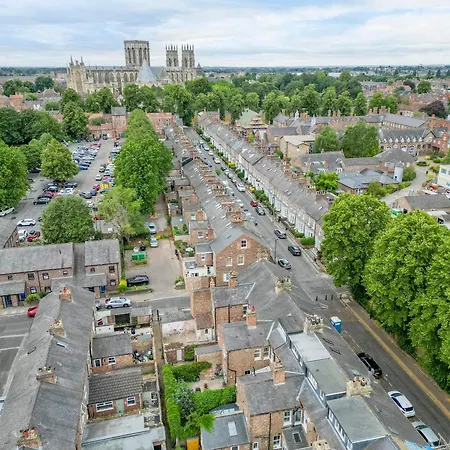 7 St John's Crescent Дом отдыха *